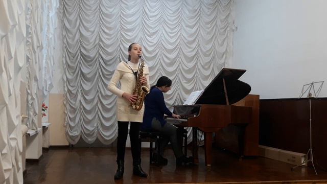 Ковтун Євгенія 12 років/саксофон/. смотреть онлайн