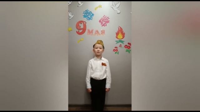 Дементьев Роман читает стих Роберта Рождественского "Послевоенная песня" смотреть онлайн