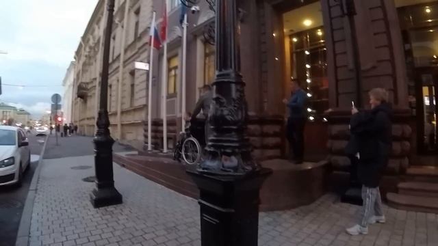 Самый ДЕЛОВОЙ таксист / КАТАЕМ ПОДПИСЧИКА / VIP TAXI смотреть онлайн