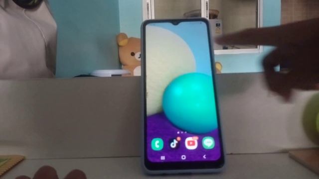 Samsung Galaxy A02 смотреть онлайн