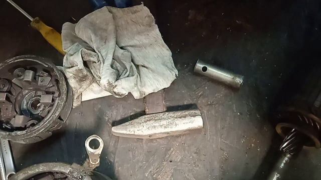 Знову стартер класики. Ремонт для хрещеного батька. Детально про заміну втулок. смотреть онлайн