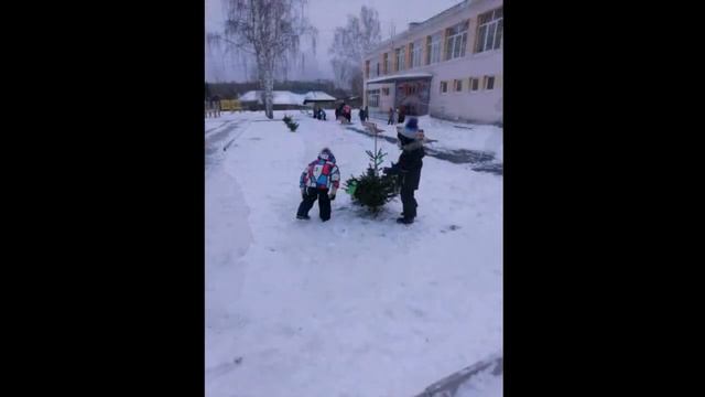 Онлайн-челлендж "Наряди елочку с ПДД" смотреть онлайн