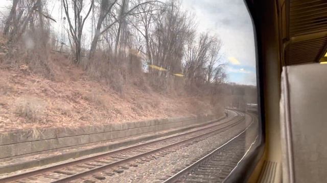 Enjoying a nice train ride from Grand Central to Poughkeepsie. смотреть онлайн