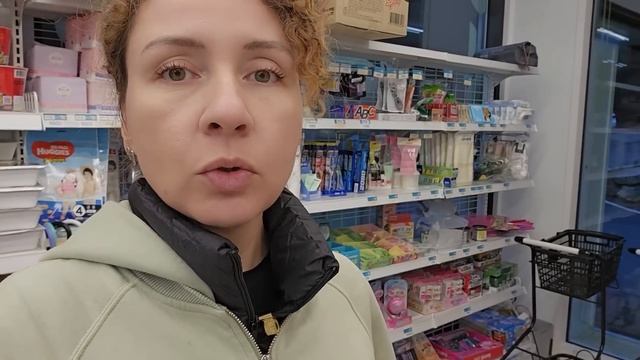 40 это когда дети выросли и можно позволить себе Глемпинг в Корее смотреть онлайн