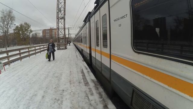 Электропоезд ЭД4М-0473 ЦППК станция Одинцово 30.10.2016 смотреть онлайн