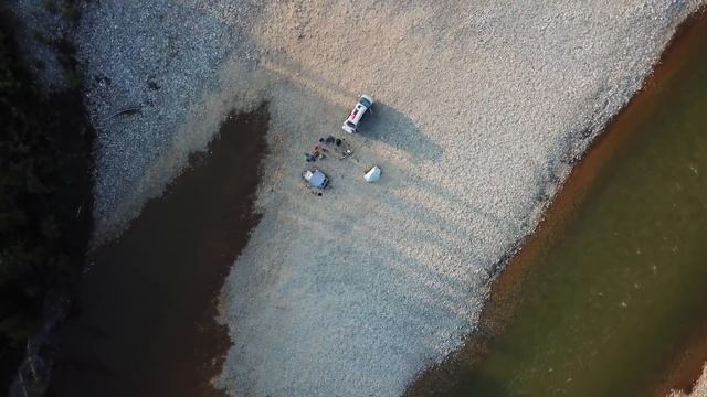A Journey into the Yukon смотреть онлайн