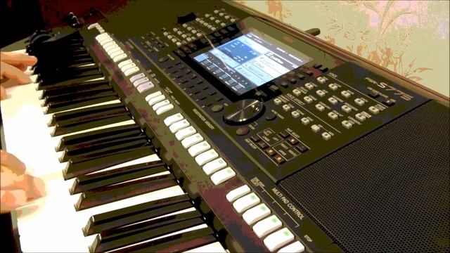 НА БЕЛОМ ПОКРЫВАЛЕ YAMAHA PSR S 775 смотреть онлайн