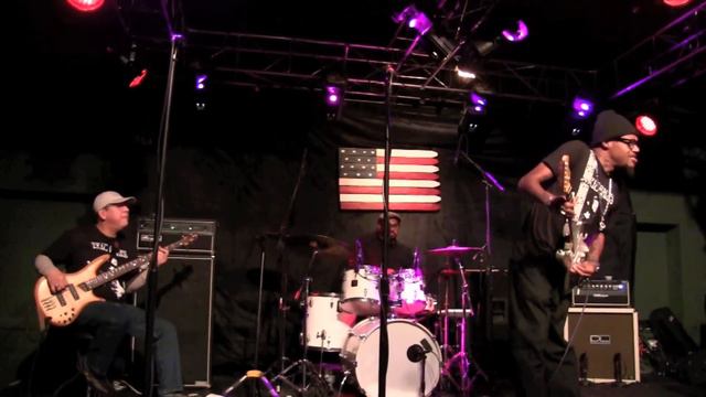 ''SEA OF BAD BLOOD/ Don't Fear the Reaper'' - ERIC GALES, *BEST* live from Callahan's, dec 12, 201 смотреть онлайн