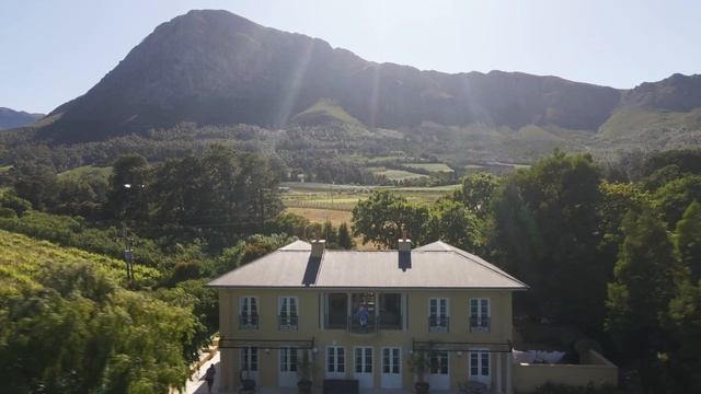 A gracious manor house and Guesthouse - Franschhoek Cape Winelands, South Africa смотреть онлайн