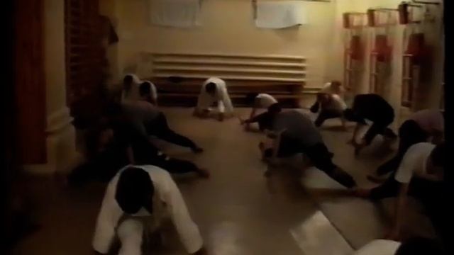 ТРЕНИРОВКА КАРАТЕ - ГОРОД АПАТИТЫ - 1.11.1996 смотреть онлайн