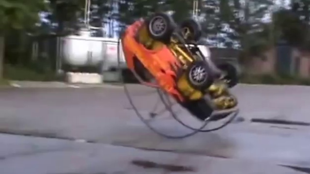 Самый безопасный и смешной автомобиль! ))) смотреть онлайн