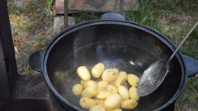 УТКА ПО-ДЕРЕВЕНСКИ В КАЗАНЕ смотреть онлайн