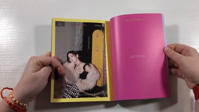 unboxing fromis_9 4th mini album “midnight guest” ☆ before midnight, after midnight, and kihnos! смотреть онлайн