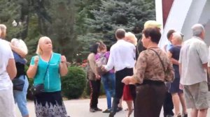 Горит калины цвет Парк Горького Харьков.mp4