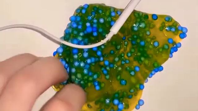WHAT DOES A MIC SOUND LIKE IN SLIME?? *ASMR* 🔊 Microphone in slime loud ASMR *volume up* 🔊🔊 смотреть онлайн