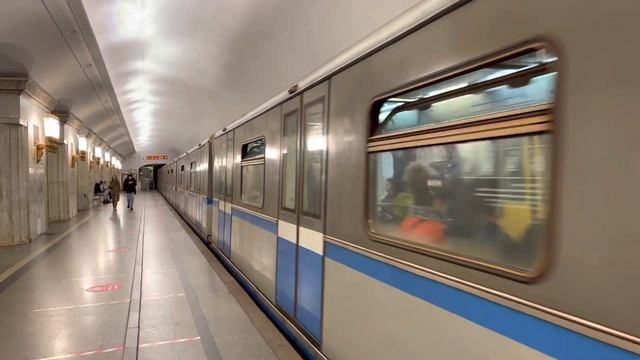 ?Арбатско-Покровская линия Московского метро. Полный обзор всех станций | Moscow Metro Line 3 смотреть онлайн