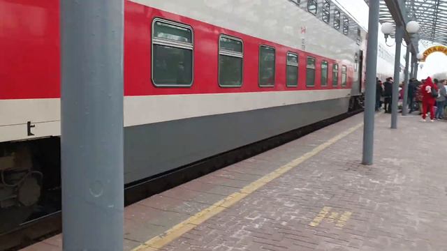 НАЧАЛО путешествия. УСПЕЕМ ЛИ НА САМОЛЁТ? ( наши поезда самые поездатые поезда во всем мире) смотреть онлайн