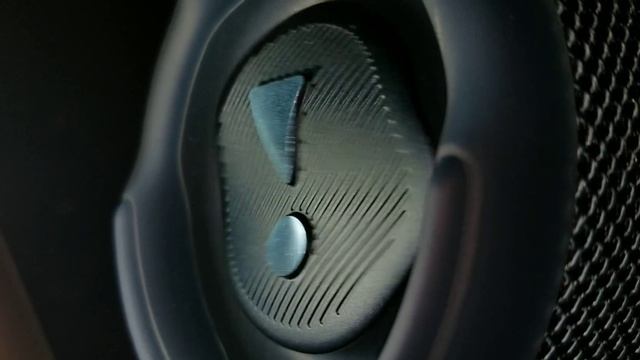 JBL Charge 5 Bass Test смотреть онлайн
