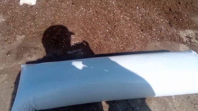 Клубника ? Выращивание клубники в теплице! Малообъемка! смотреть онлайн