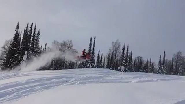 Snowmobile jump смотреть онлайн