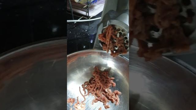 مفرمه باناسونيك ١٣٠٠وات وفرمت اللحمه смотреть онлайн
