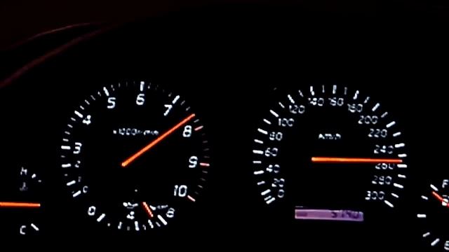 Nissan Skyline R34 GTR ускорение и максимальная скорость смотреть онлайн