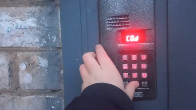 МетакоМ МК 2003.1. Как войти в подъезд с помощью стандартного кода. смотреть онлайн