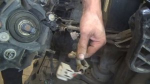 Как поменять все лампы и снять переднюю фару. Toyota Camry VII (XV50).