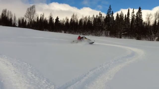 Ski Doo Tundra 600 LT смотреть онлайн