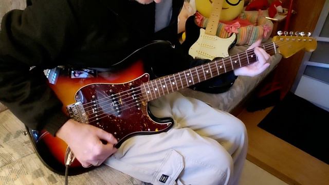 Fender FSR standard 2017 vs Squier Classic Vibe 60s tone differences!! смотреть онлайн