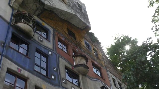 Дом Хундервассера в Вене смотреть онлайн