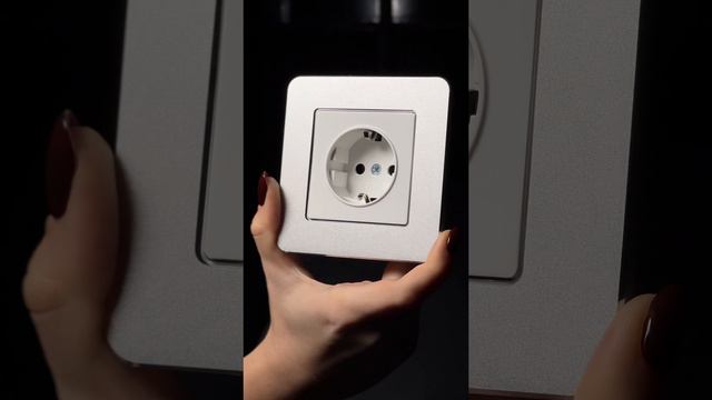 PLATINUM | Коллекция рамок из литого анодированного алюминия смотреть онлайн