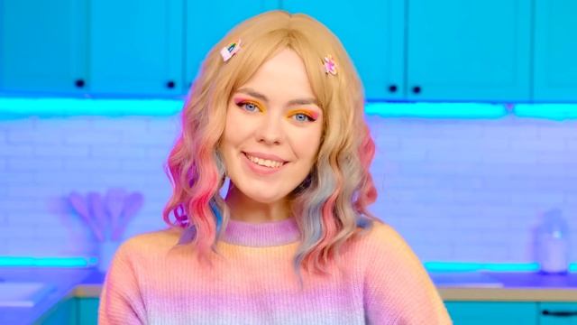Кулинарный Челлендж: Уэнсдей Против Бабушки | Смешные Моменты от 4Fun Challenge смотреть онлайн