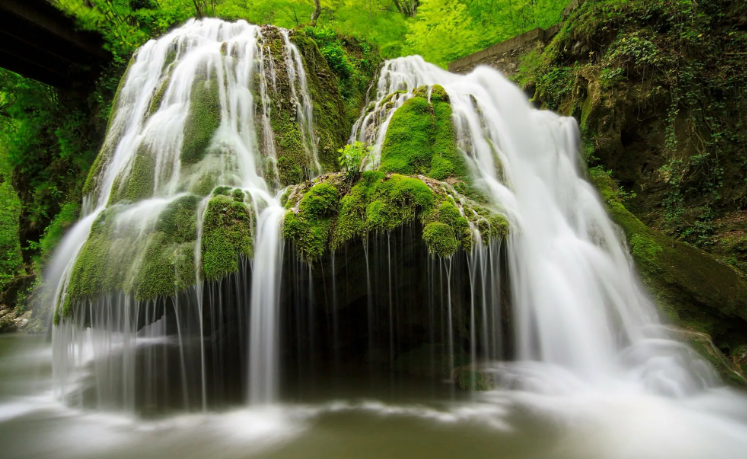 Умопомрачительно красивый водопад и нежные звуки реки ✦ Успокаивающие Звуки ✦ Relax Sleep смотреть онлайн