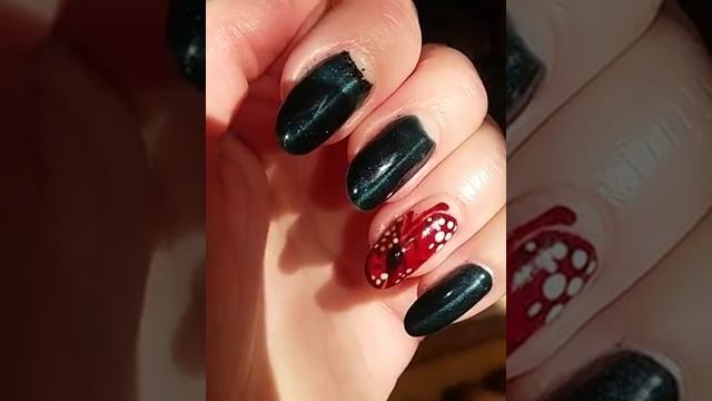 Очень красивый эффект "кошачий глаз". Дизайн ногтей. Блеск с шик. смотреть онлайн