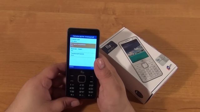 Обзор Fly FF301 ◄ Quke.ru ►