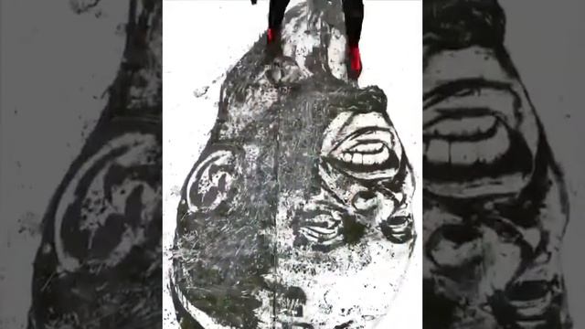 Рисует мячом мане смотреть онлайн