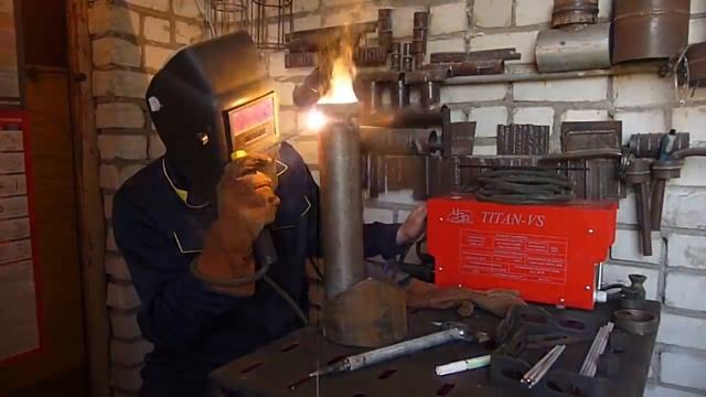 Сварка горизонтального шва нержавеющей трубы.mp4 смотреть онлайн