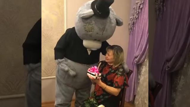 Подарок маме. Поздравь маму с праздником смотреть онлайн