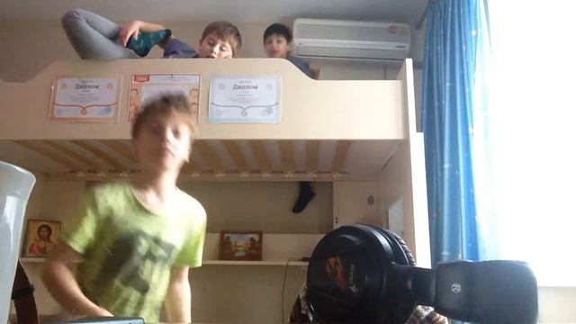 Всё на ходу. Супер скучное видео. смотреть онлайн