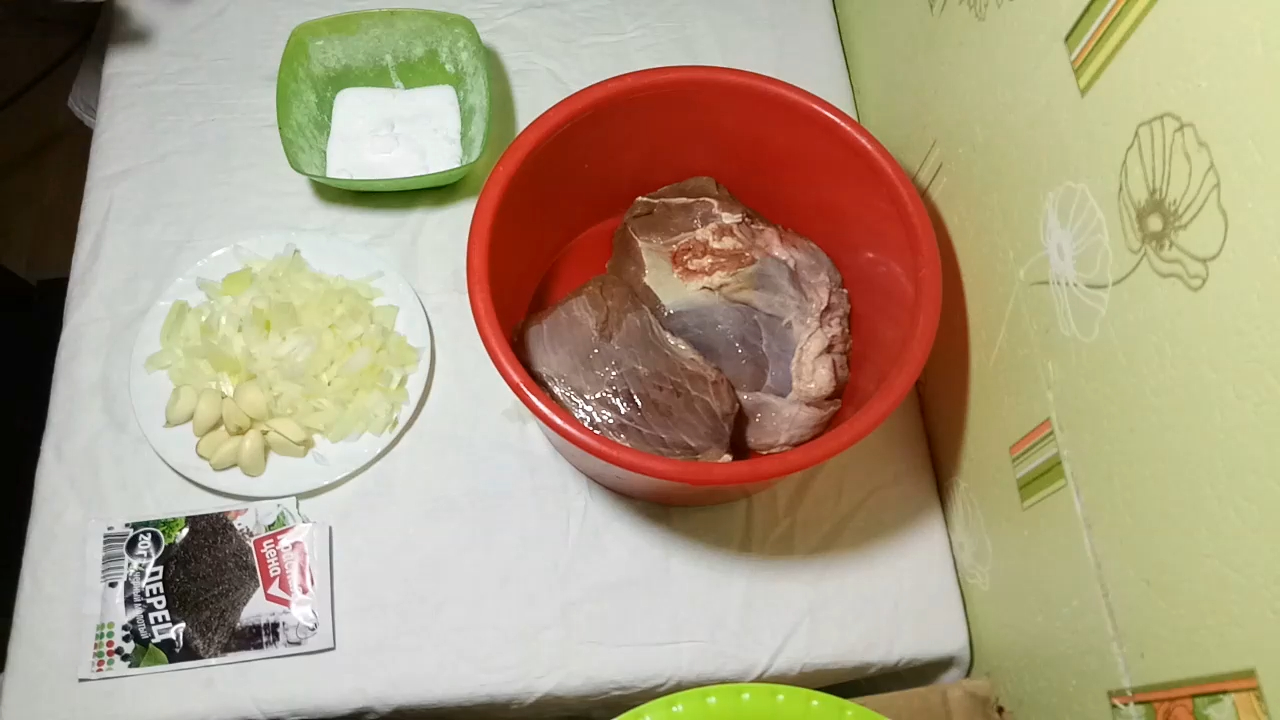 Буженина в духовке - Cочное мясо не выходя из дома. смотреть онлайн