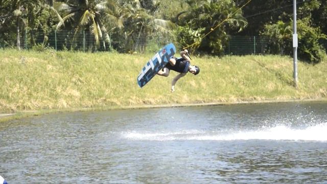 Front flip to blind. Best wakeboard tutorial. F2B. Front blind. смотреть онлайн