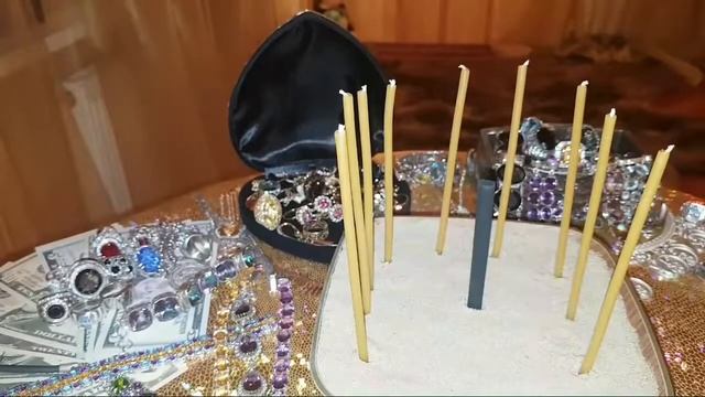 СИЛЬНЕЙШИЙ РИТУАЛ УДАЧИ. ДЕВЯТЬ ДОЧЕРЕЙ УЛЬГЕНА. ДЛЯ ВСЕХ. ВЕДЬМИНА ИЗБА. ИНГА ХОСРОЕВА смотреть онлайн