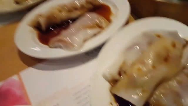 Where to get dim sum at night смотреть онлайн