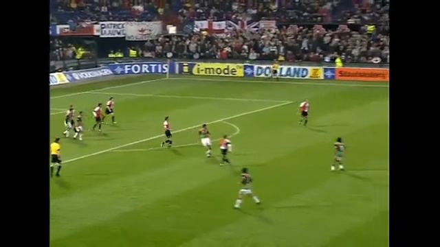 El golazo de Édgar Barreto contra el Feyenoord en 2004 смотреть онлайн