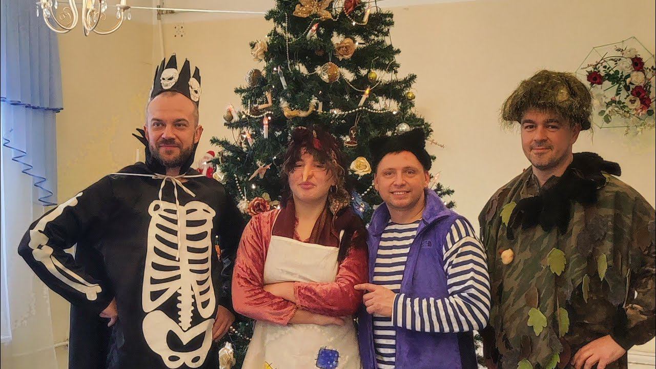 Предновогодний обзор объектов в старом фонде. Декабрь 2023. Всех с наступающим! смотреть онлайн