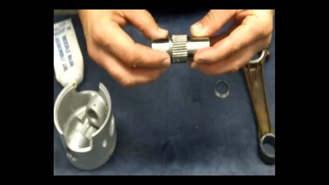 Outboard Rebuilding - How to install a piston onto a connecting rod смотреть онлайн