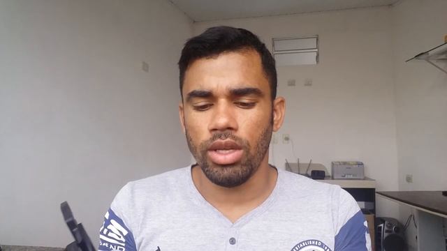 Como consertar fone i14 tws só funciona um lado? Vídeo 01- Trocando baterias смотреть онлайн