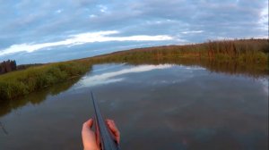 Сплав с Мишей на моторке по реке