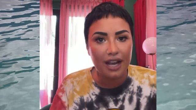 Demi Lovato Calls Out Froyo Store: The Drama Explained! смотреть онлайн